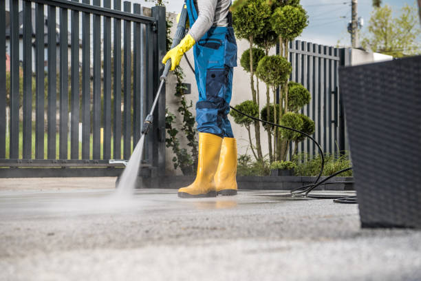 Why Choose Our Certified Pressure Washing Experts for Your Project Needs in St Pauls, NC?